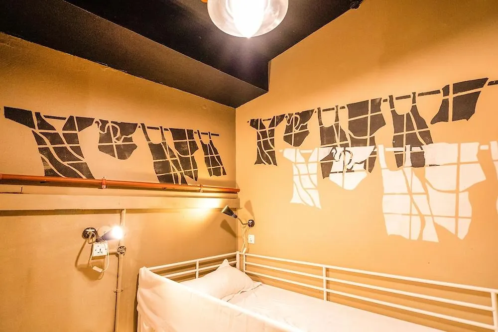 Beds & Dreams Hostel シンガポール